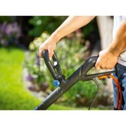 LUX Elektro-Rasentrimmer E-RT-550/30 24 LUX Elektro-Rasentrimmer E-RT-550/30 -Familie Produkt Geschäft 4007872348717 100